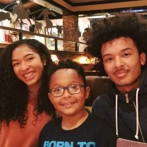 Meet your Posher, Diana